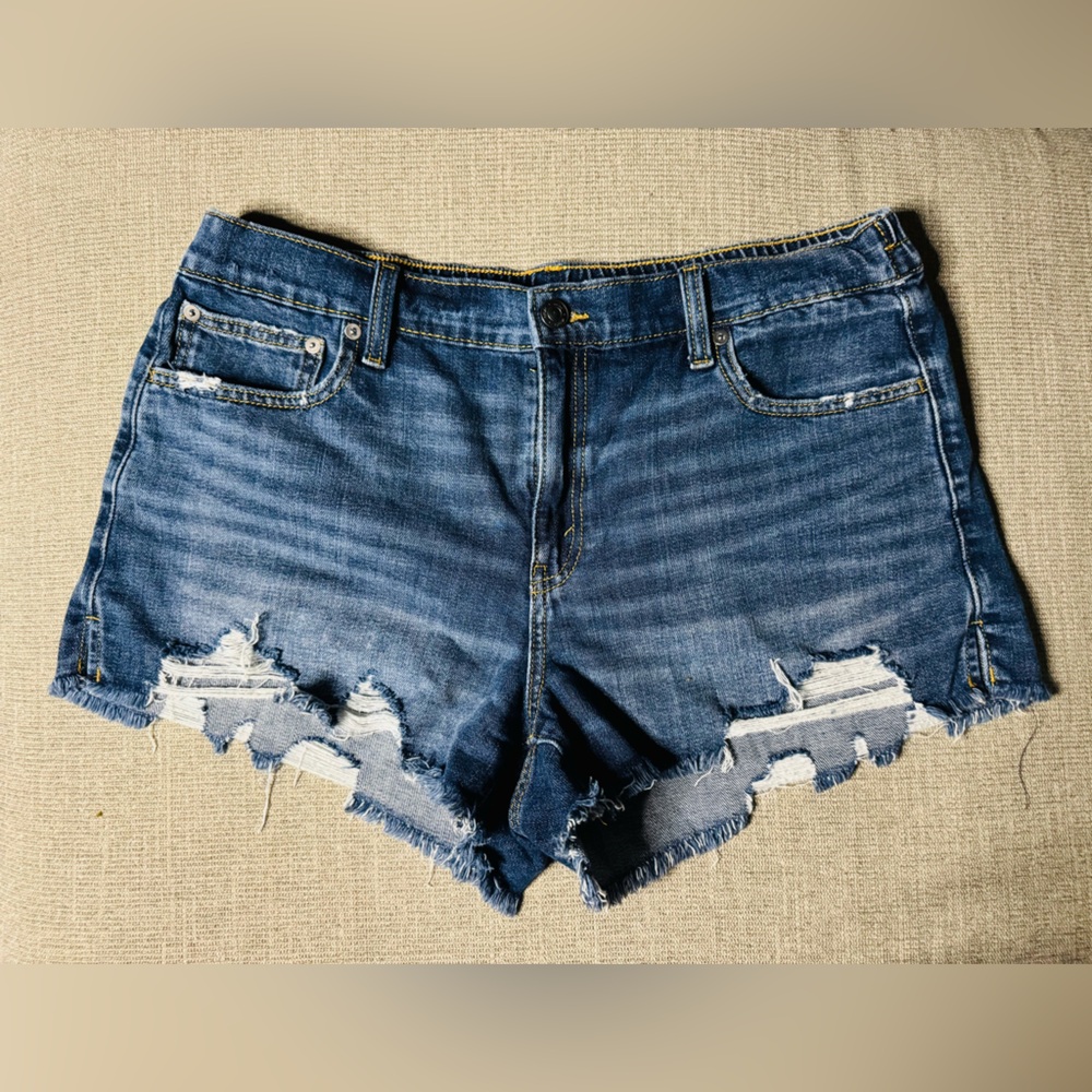 AE shorts